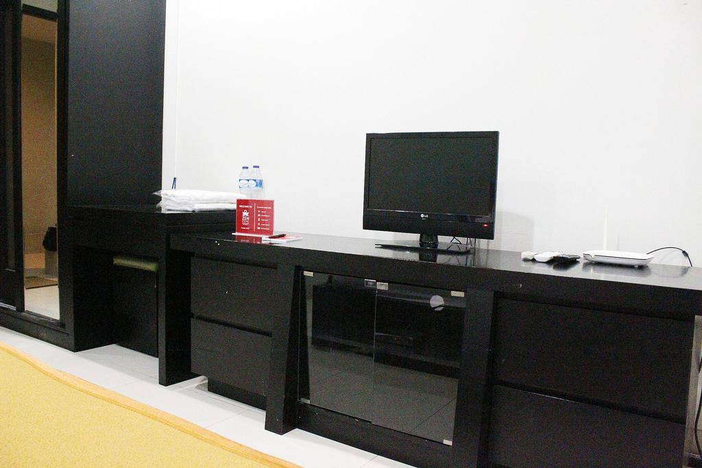 Klinpod Hotel Cakarta Dış mekan fotoğraf